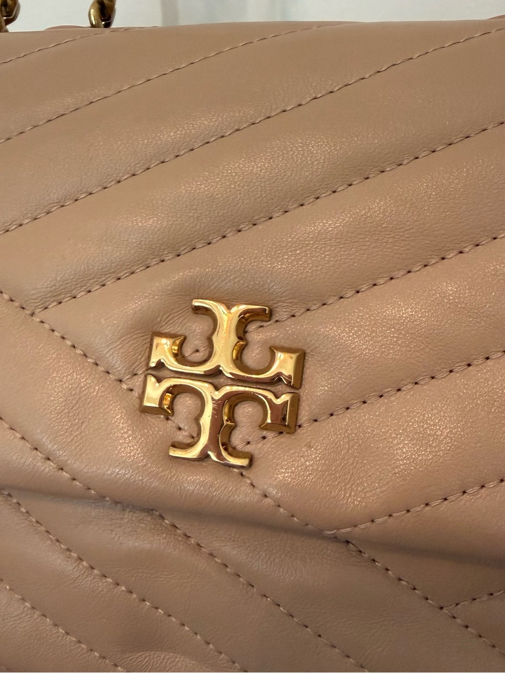 Tory Burch Kira Convertible Quilted Bag - Picture 8 of 11